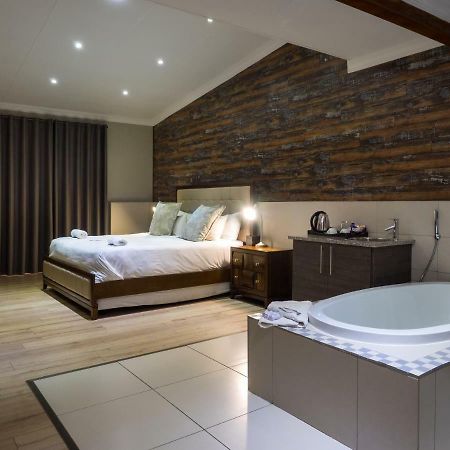 Hotel @ Secunda Ngoại thất bức ảnh