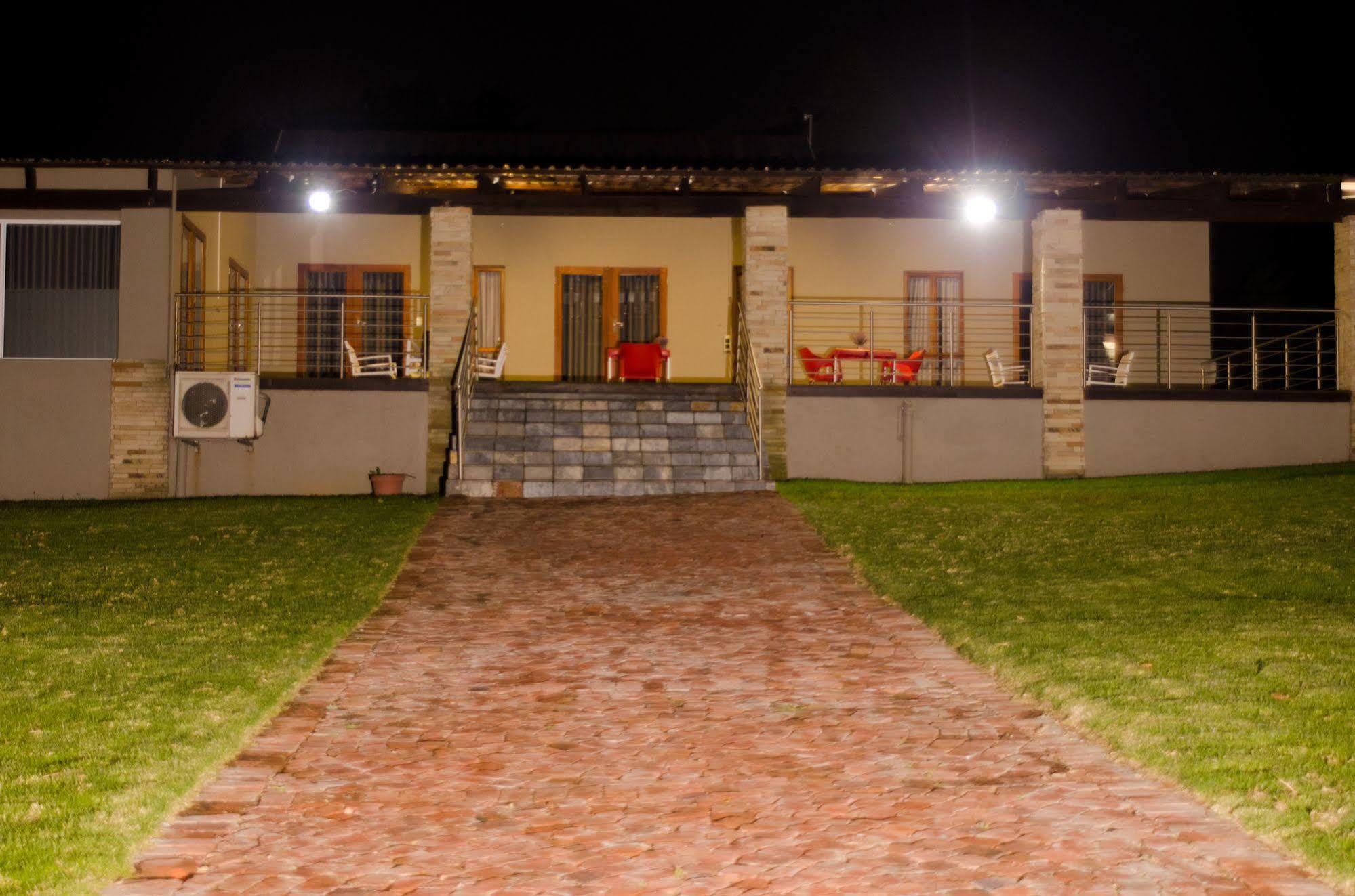 Hotel @ Secunda Ngoại thất bức ảnh