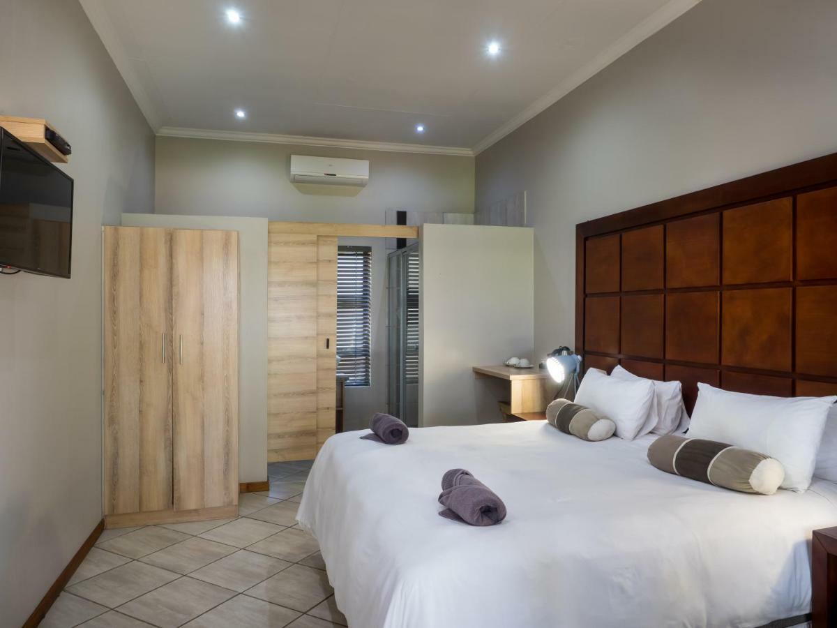 Hotel @ Secunda Ngoại thất bức ảnh