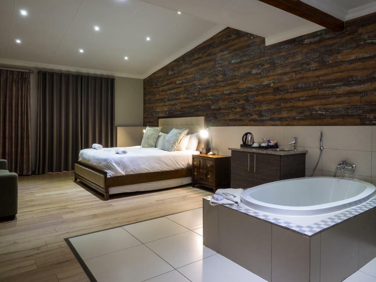 Hotel @ Secunda Ngoại thất bức ảnh