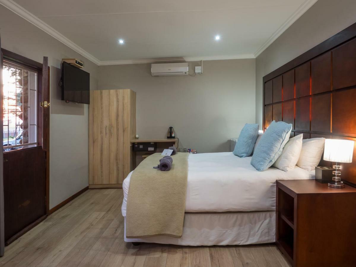 Hotel @ Secunda Ngoại thất bức ảnh