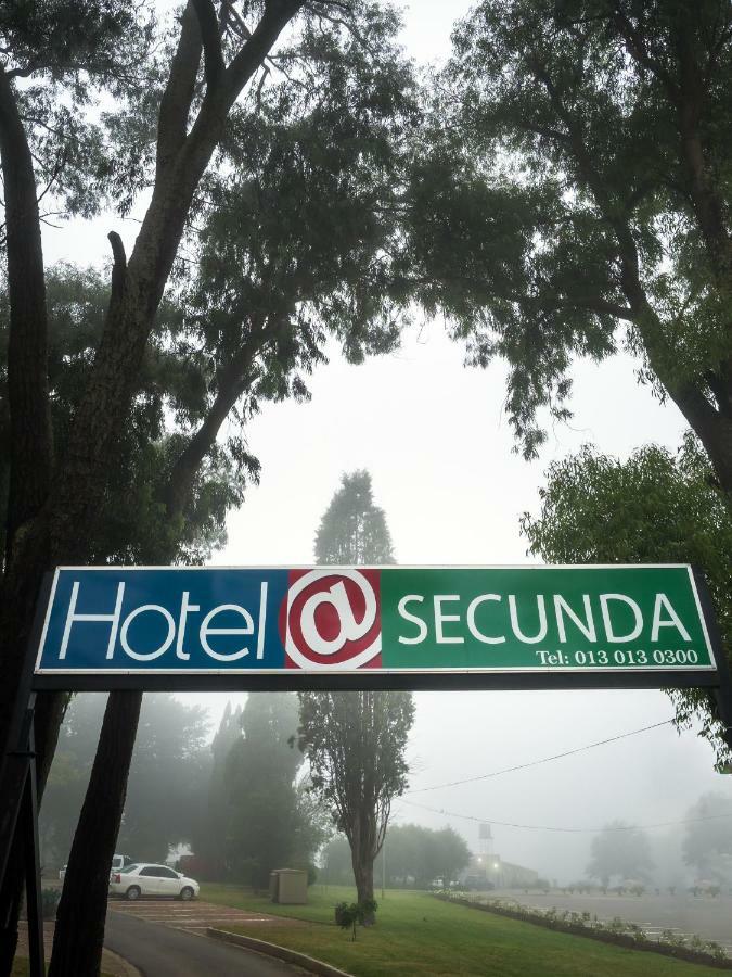 Hotel @ Secunda Ngoại thất bức ảnh